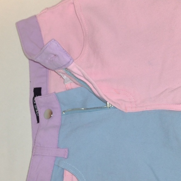 DOLLS kill care bears peekaboo block colored shorts size extra small - Picture 12 of 12